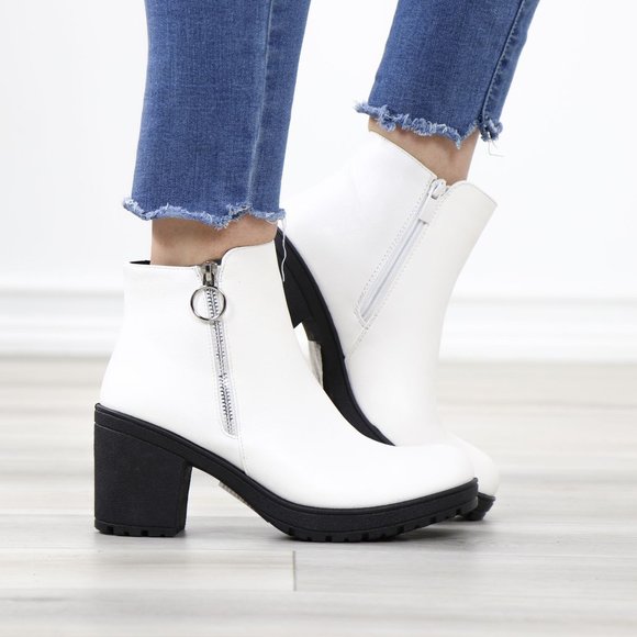 White Synthetic Leather Chunky Lug Block Heel Round Toe Ankle Boots - Picture 3 of 12